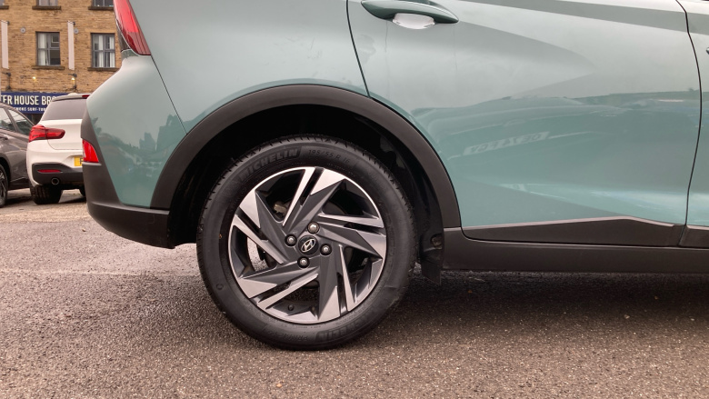 Hyundai BAYON 1.0 TGDi 48V MHEV SE Connect 5dr DCT Petrol Hatchback